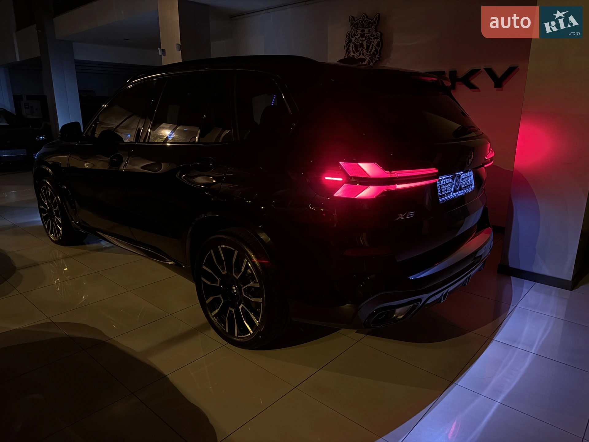 2025 BMW X5 - мініатюра 10