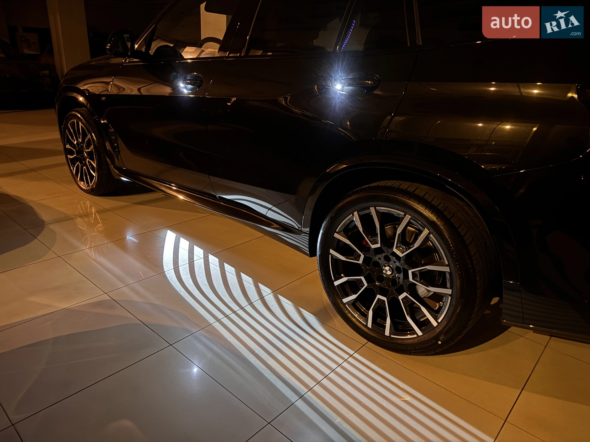 2025 BMW X5 - мініатюра 9