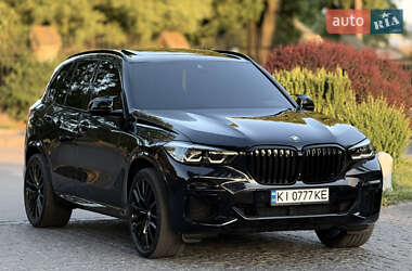 Позашляховик / Кросовер BMW X5 2021 в 