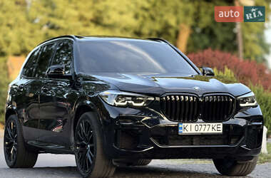 Позашляховик / Кросовер BMW X5 2021 в 