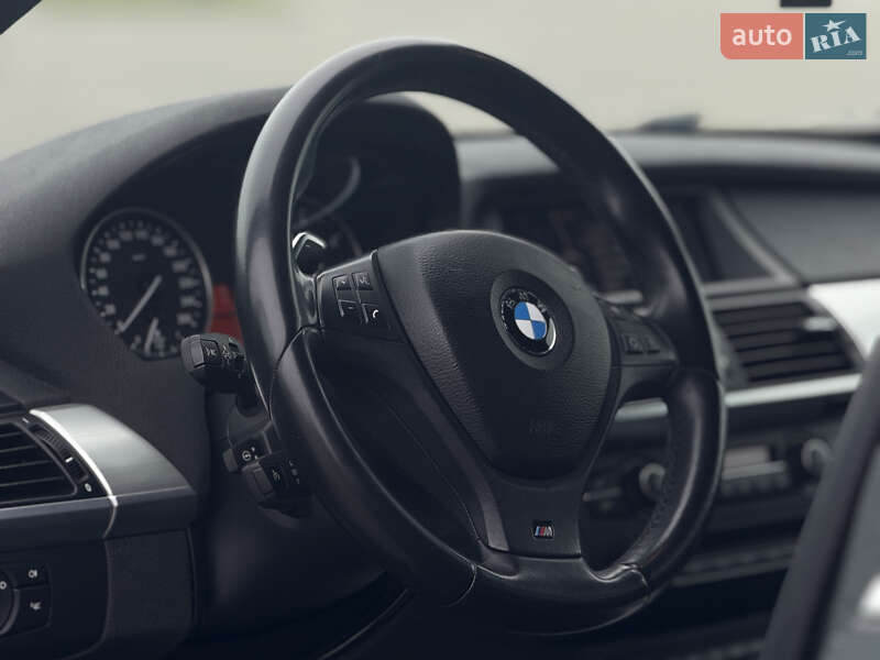 Внедорожник / Кроссовер BMW X5 2011 в Радивилове