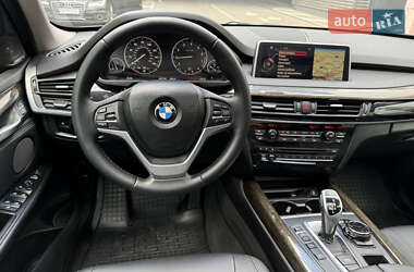 Позашляховик / Кросовер BMW X5 2015 в 