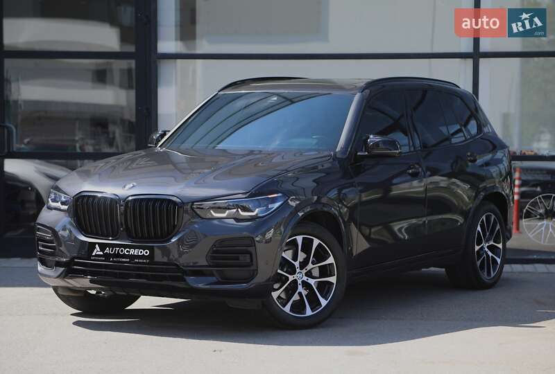 Внедорожник / Кроссовер BMW X5 2023 в Харькове