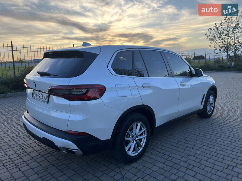 Позашляховик / Кросовер BMW X5 2019 в Одесі