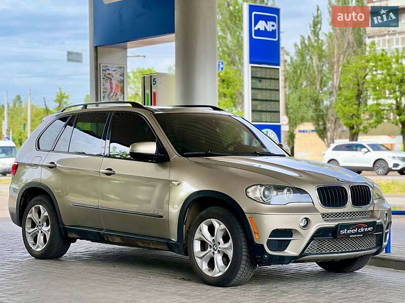 Позашляховик / Кросовер BMW X5 2011 в Миколаєві