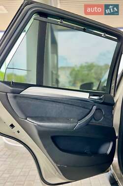 Внедорожник / Кроссовер BMW X5 2011 в 
