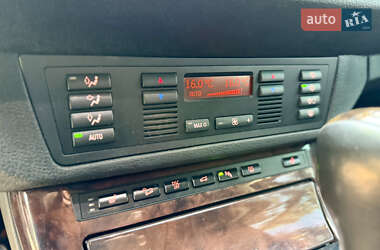 Внедорожник / Кроссовер BMW X5 2006 в 