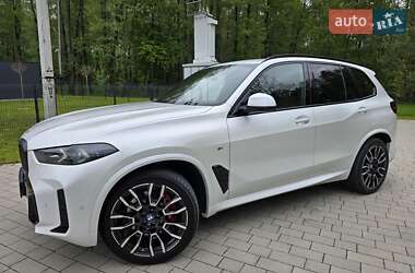 Внедорожник / Кроссовер BMW X5 2024 в 