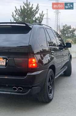 Позашляховик / Кросовер BMW X5 2003 в 