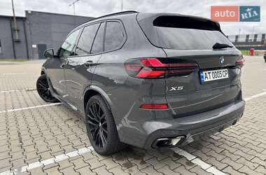 Внедорожник / Кроссовер BMW X5 2024 в 