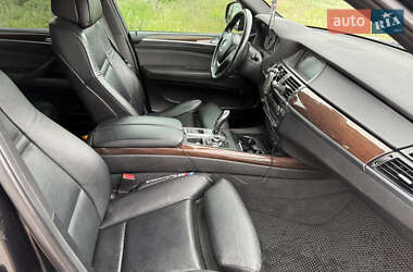 Внедорожник / Кроссовер BMW X5 2011 в 