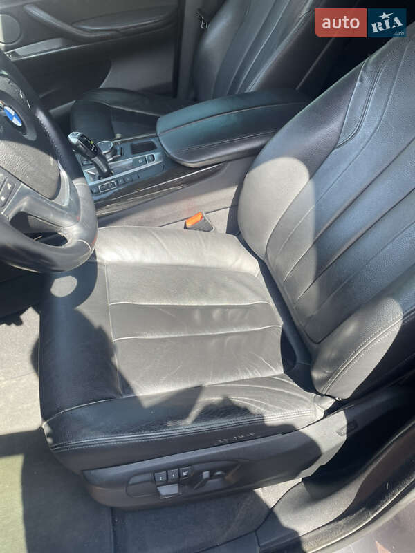 Внедорожник / Кроссовер BMW X5 2015 в Буче