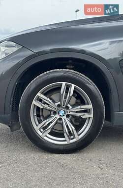 Позашляховик / Кросовер BMW X5 2014 в 