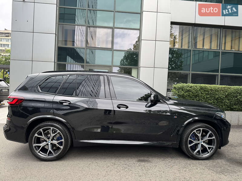 Позашляховик / Кросовер BMW X5 2021 в Києві