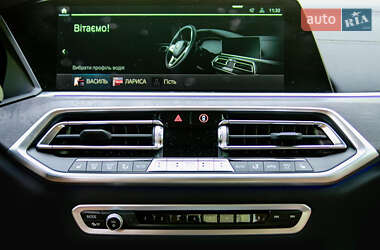 Внедорожник / Кроссовер BMW X5 2022 в 