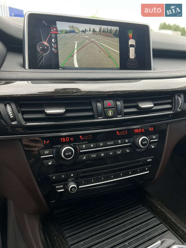 Позашляховик / Кросовер BMW X5 2014 в Черкасах