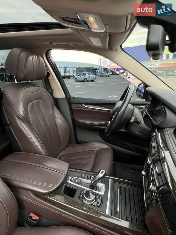 Позашляховик / Кросовер BMW X5 2014 в Черкасах