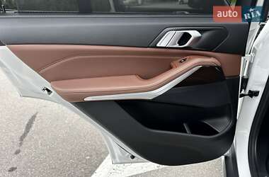 Внедорожник / Кроссовер BMW X5 2018 в 