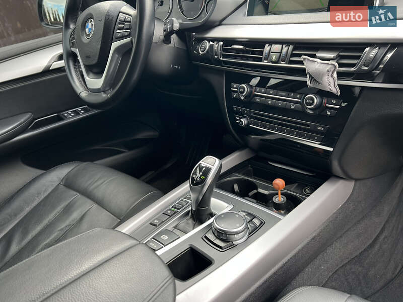 Позашляховик / Кросовер BMW X5 2015 в Одесі