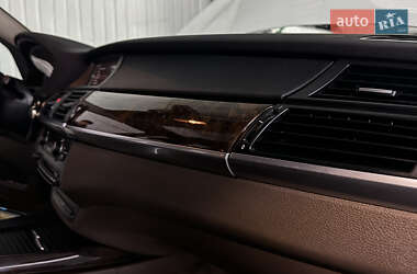 Внедорожник / Кроссовер BMW X5 2010 в 