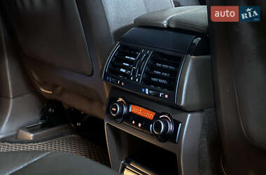 Внедорожник / Кроссовер BMW X5 2010 в 