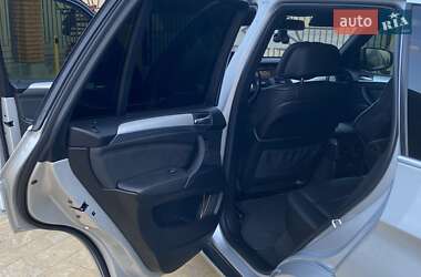 Внедорожник / Кроссовер BMW X5 2010 в 