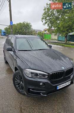 Внедорожник / Кроссовер BMW X5 2015 в 