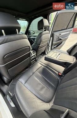 Позашляховик / Кросовер BMW X5 2015 в 
