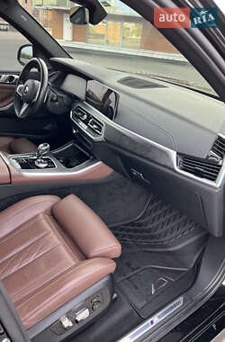 Внедорожник / Кроссовер BMW X5 2021 в 