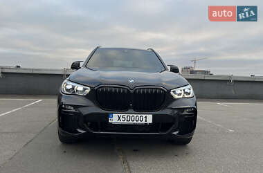 Внедорожник / Кроссовер BMW X5 2021 в 
