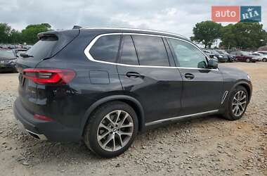 Позашляховик / Кросовер BMW X5 2021 в 