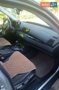 Позашляховик / Кросовер BMW X5 2002 в 