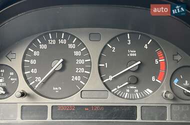 Позашляховик / Кросовер BMW X5 2005 в 