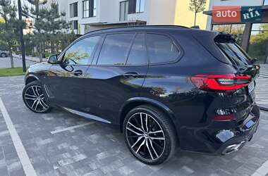 Внедорожник / Кроссовер BMW X5 2019 в 
