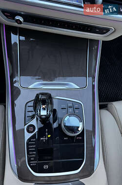 Внедорожник / Кроссовер BMW X5 2021 в 