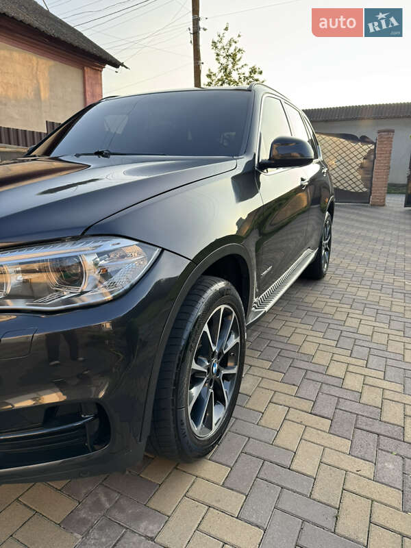 Внедорожник / Кроссовер BMW X5 2015 в Хмельницком