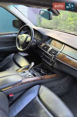 Внедорожник / Кроссовер BMW X5 2007 в 