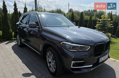 Внедорожник / Кроссовер BMW X5 2018 в 