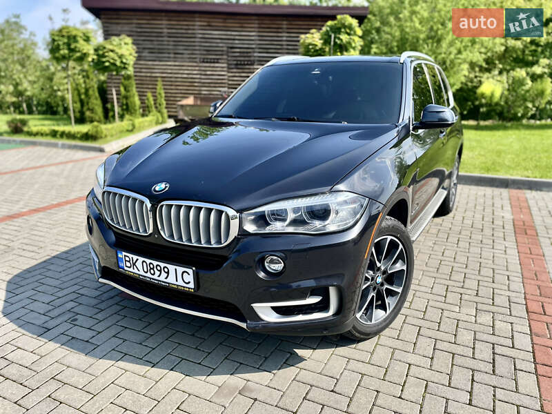 Внедорожник / Кроссовер BMW X5 2015 в 