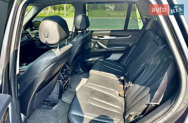 Внедорожник / Кроссовер BMW X5 2015 в 