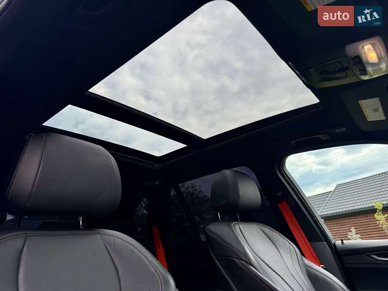 Внедорожник / Кроссовер BMW X5 2016 в Львове