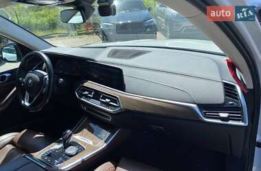 Внедорожник / Кроссовер BMW X5 2019 в 