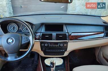Внедорожник / Кроссовер BMW X5 2011 в 