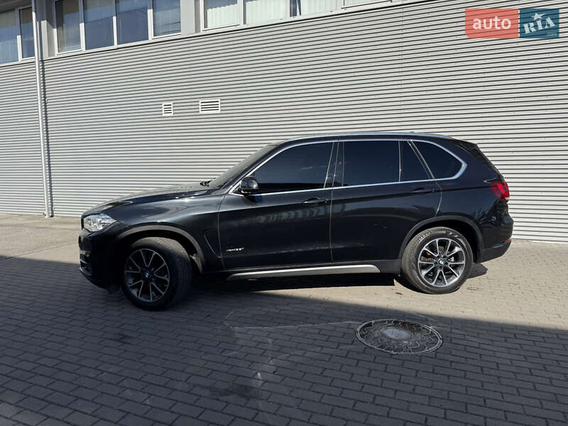 Внедорожник / Кроссовер BMW X5 2017 в Ровно