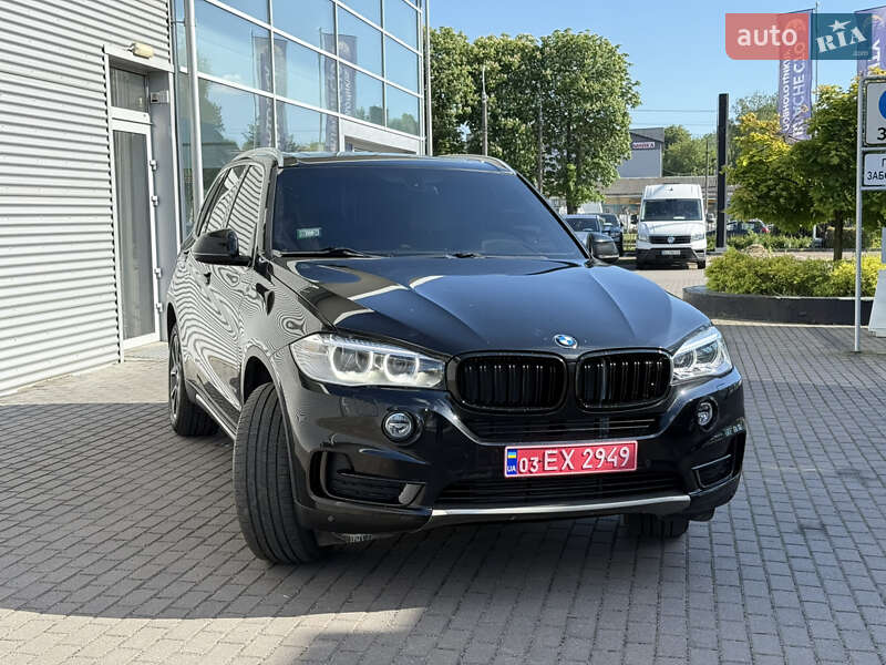 Внедорожник / Кроссовер BMW X5 2017 в Ровно