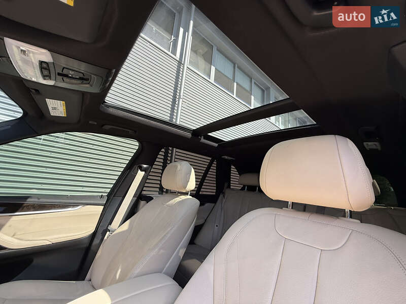 Внедорожник / Кроссовер BMW X5 2017 в Ровно