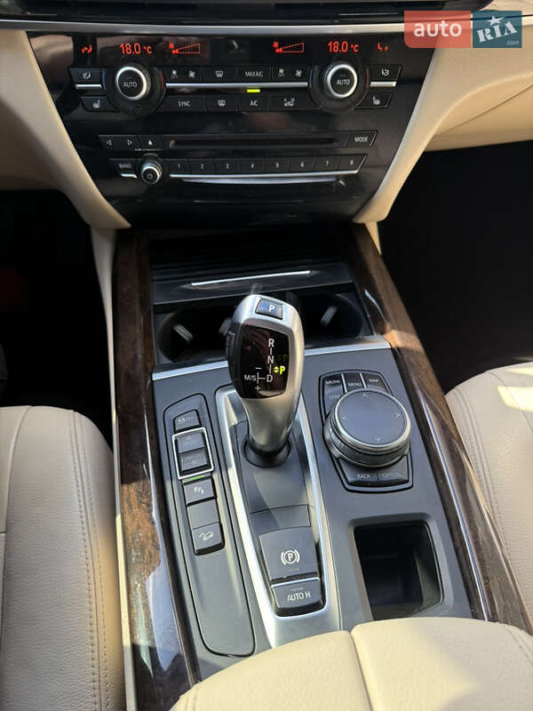 Внедорожник / Кроссовер BMW X5 2017 в Ровно