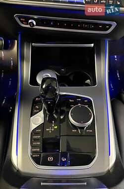 Позашляховик / Кросовер BMW X5 2020 в 