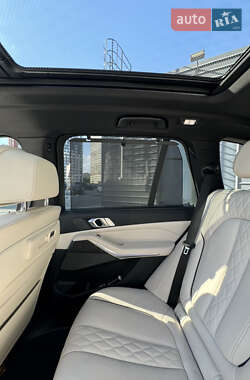Внедорожник / Кроссовер BMW X5 2021 в 