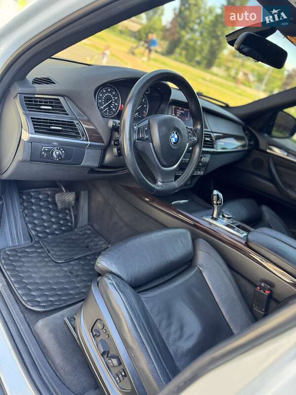Внедорожник / Кроссовер BMW X5 2011 в Чернигове